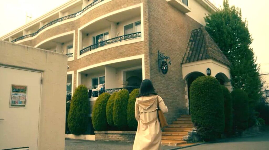 恋は闇 ロケ地の万琴のマンション画像。